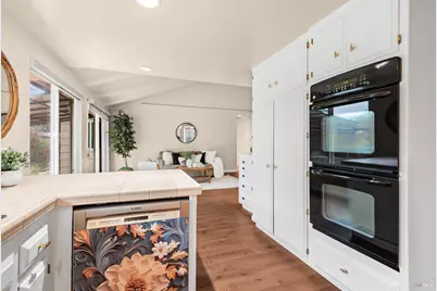 8853 Oak Trail Court, Santa Rosa, CA 95409 - Photo 21