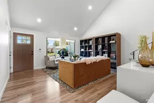 8633 Lancaster Dr, Rohnert Park, CA 94928 - Photo 5