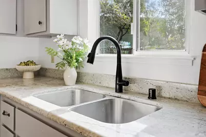 117 Marvin Court, Petaluma, CA 94954 - Photo 9