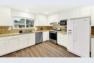 835 Royal Elf Court, Dixon, CA 95620 - Photo 23