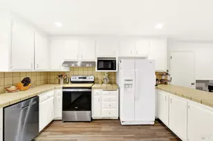 835 Royal Elf Ct, Dixon, CA 95620 - Photo 27