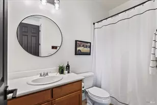 710 Kearney St, Benicia, CA 94510 - Photo 25