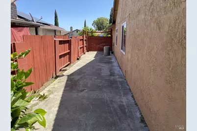 172 W Catamaran Circle, Pittsburg, CA 94565 - Photo 25