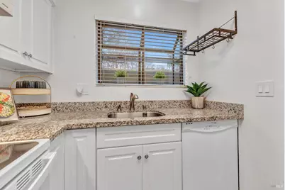 900 Southampton Road #110, Benicia, CA 94510 - Photo 5