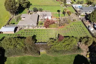 19346 Orange Ave, Sonoma, CA 95476 - Photo 11