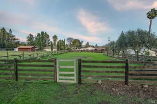 19346 Orange Ave, Sonoma, CA 95476 - Photo 39