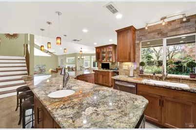 318 Kilgarvan Court, Vacaville, CA 95688 - Photo 33