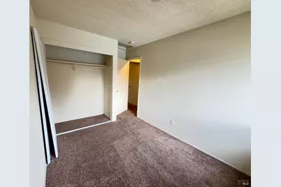 1970 Grande Circle #9, Fairfield, CA 94533 - Photo 11