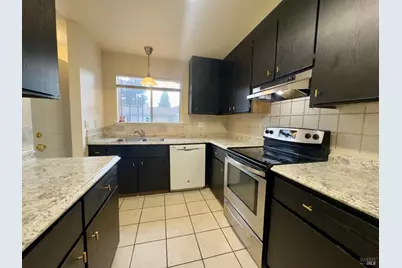 1970 Grande Circle #9, Fairfield, CA 94533 - Photo 5