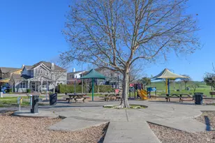 1727 Chinar Dr, Petaluma, CA 94954 - Photo 45