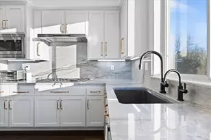 5866 Sailing Hawk Ave, Santa Rosa, CA 95409 - Photo 11