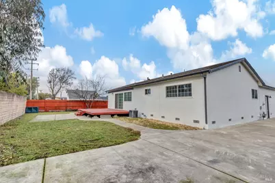 35 Marla Drive, American Canyon, CA 94503 - Photo 15