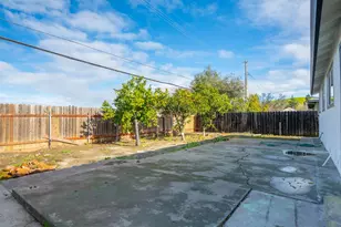 70 Manzanita Dr, Vacaville, CA 95688 - Photo 27