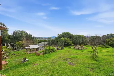 18701 Glenwood Road, Hidden Valley Lake, CA 95467 - Photo 37