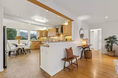 101 Vendola Drive, San Rafael, CA 94903 - Photo 3