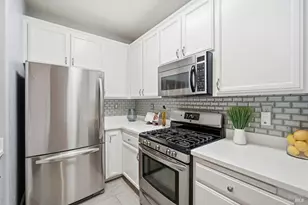 384 Mark West Commons Cir, Santa Rosa, CA 95403 - Photo 13