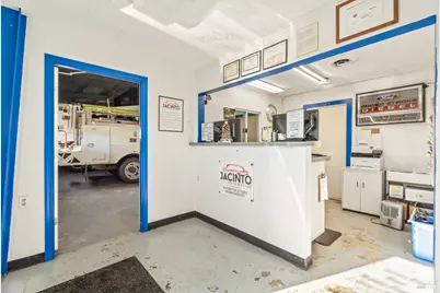 1120 S State Street, Ukiah, CA 95482 - Photo 9