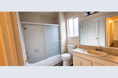 709 Capistrano Drive, Suisun City, CA 94585 - Photo 9