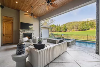 548 Fairway Drive, Novato, CA 94949 - Photo 15