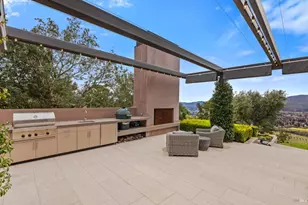 860 Meadowood Ln, Saint Helena, CA 94574 - Photo 9