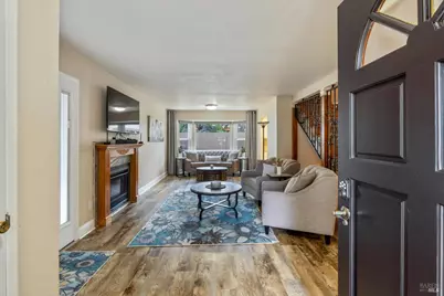 207 Dogwood Court, Vacaville, CA 95687 - Photo 5