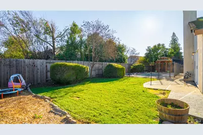 715 Wiegand Way, Dixon, CA 95620 - Photo 43