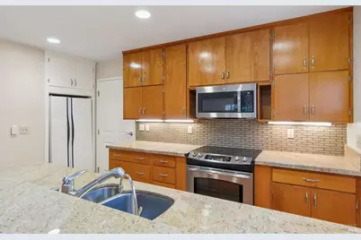 561 Olive Avenue, Novato, CA 94945 - Photo 17