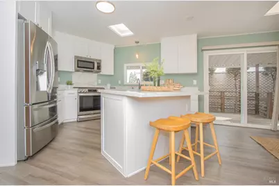 9 Fallen Leaf Way, Novato, CA 94949 - Photo 7