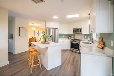 9 Fallen Leaf Way, Novato, CA 94949 - Photo 1