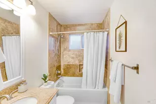 72 Plumas Cir, Novato, CA 94947 - Photo 9