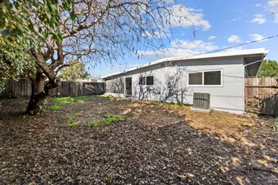 239 Deodara Street, Vacaville, CA 95688 - Photo 5