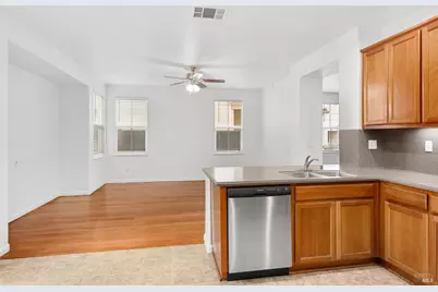 331 Bonarda Court, Vacaville, CA 95687 - Photo 19