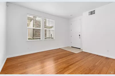 331 Bonarda Court, Vacaville, CA 95687 - Photo 11