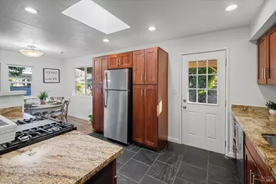 421 Cottonwood Street, Vacaville, CA 95688 - Photo 15