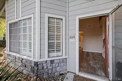 206 Windjammer Court, Vacaville, CA 95687 - Photo 5