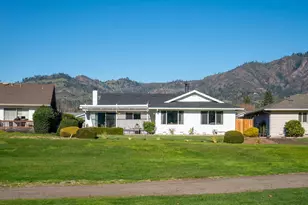 8911 Oakmont Dr, Santa Rosa, CA 95409 - Photo 39