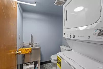 902 Waugh Lane, Ukiah, CA 95482 - Photo 17