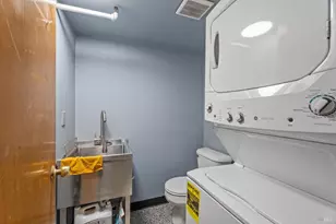 902 Waugh Ln, Ukiah, CA 95482 - Photo 17