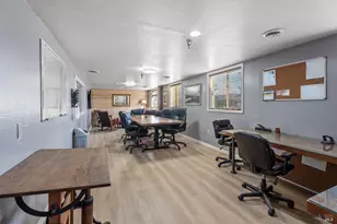 902 Waugh Ln, Ukiah, CA 95482 - Photo 3