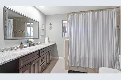 328 N Alamo Drive, Vacaville, CA 95688 - Photo 25