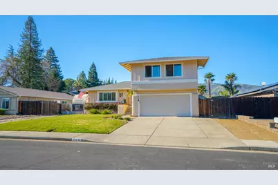 328 N Alamo Drive, Vacaville, CA 95688 - Photo 5