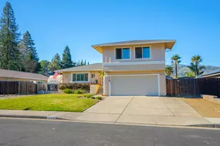 328 N Alamo Dr, Vacaville, CA 95688 - Photo 5