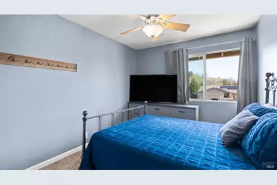 328 N Alamo Drive, Vacaville, CA 95688 - Photo 29