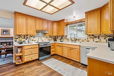 2635 Canterbury Drive, Santa Rosa, CA 95405 - Photo 57