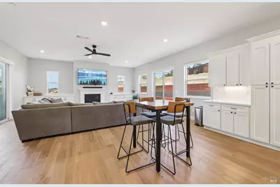 3675 Wyndemere Circle, Santa Rosa, CA 95403 - Photo 15