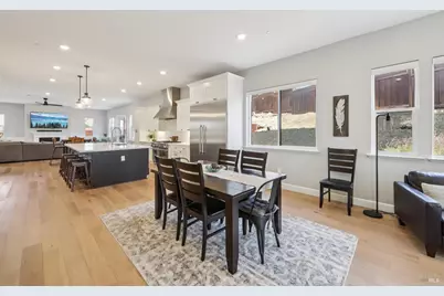 3675 Wyndemere Circle, Santa Rosa, CA 95403 - Photo 5