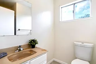 1680 Russell Ave, Santa Rosa, CA 95403 - Photo 29