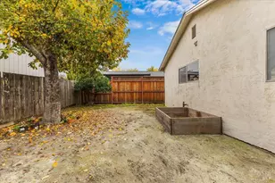 911 Harold Ln, Healdsburg, CA 95448 - Photo 43