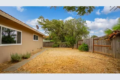 257 Holly Drive, Fairfield, CA 94533 - Photo 25