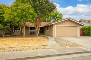 257 Holly Dr, Fairfield, CA 94533 - Photo 3